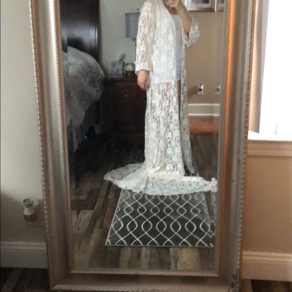 Wedding Ivory Lace Robe - Picture 3 of 5